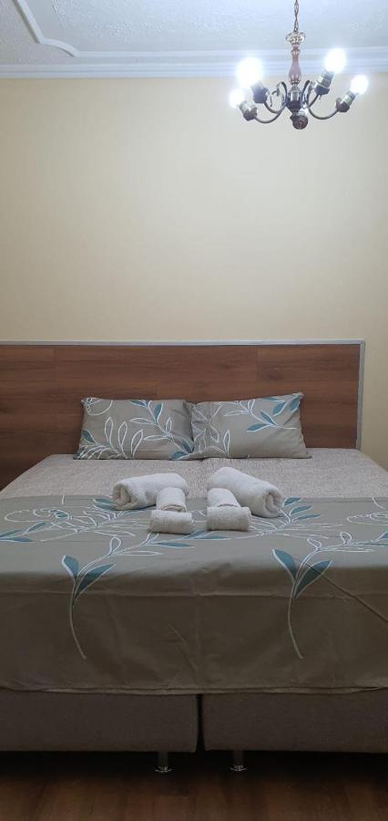 Alle'S M Shyri Studio Apartment Tirana Exterior foto